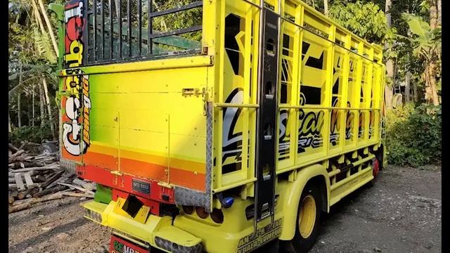 MURAH NIH, TRUK MITSUBISHI COLT DIESEL CANTER BEKAS AREA JATIM