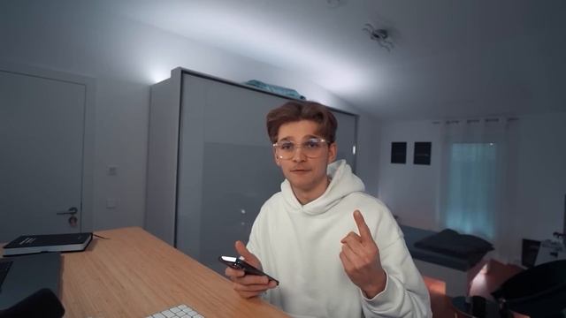 JULES SCHWESTER KRIEGT ALLES!!!