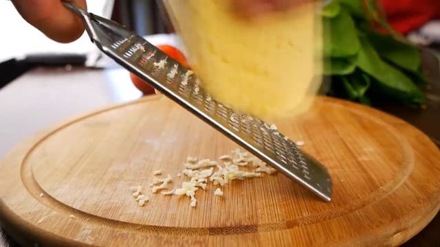 ТОП 3 ХРУСТЯЩИХ ЗАКУСОК ВО ФРИТЮРЕ _ ЗАКУСКИ ДЛЯ ДРУЗЕЙ. (720p).