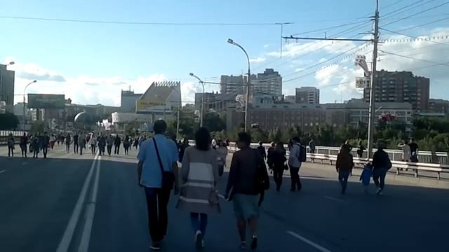 Пешеходная Октябрьская магистраль . Новосибирск