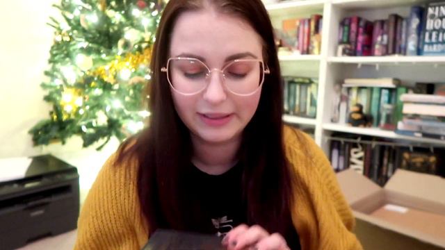 Winter Magical Readathon Ch. 4 & Harry Potter Giveaway Vlog| Book Roast