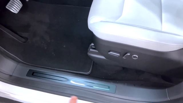 Tesla Model X Plaid Interior, And Review Update 2023