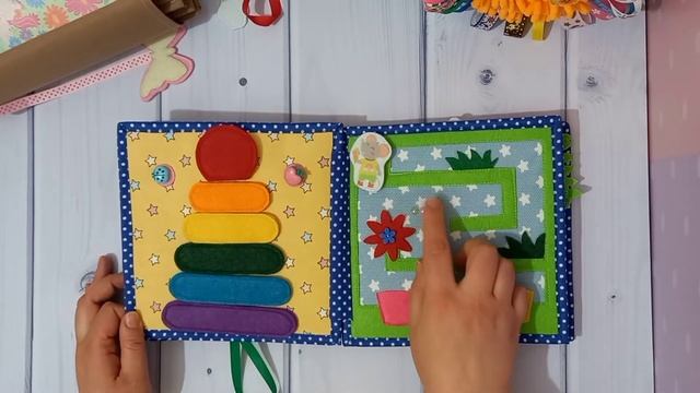 Развивающие книжки и кубики (мягкие книжки из ткани и фетра) (Quiet Book Doll House Developing Book