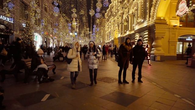 4K Amazing Christmas Lights 2020: Walk In Moscow, Russia