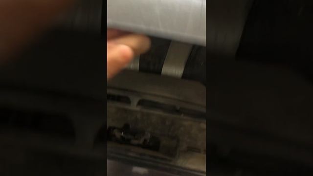 Белые стены, серое небо