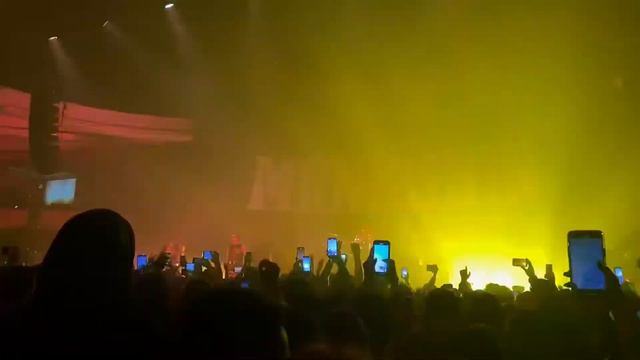 242ca788c876a3b3320373a598e75646