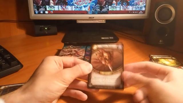 Открываем 13 бустеров Берсерк.Герои - 