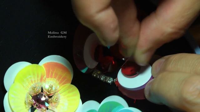 EMBROIDERY: SEQUIN  FLOWER     ВЫШИВКА:  ЦВЕТОК ПАЙЕТКАМИ
