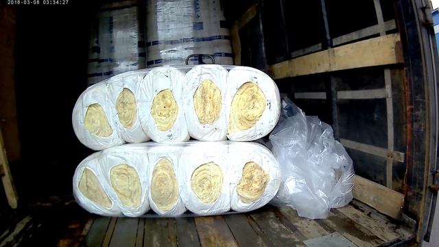 Загрузка утеплителем.