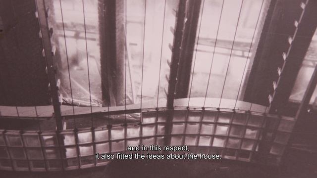 Unger House: Postmodern Architecture At Its Best!