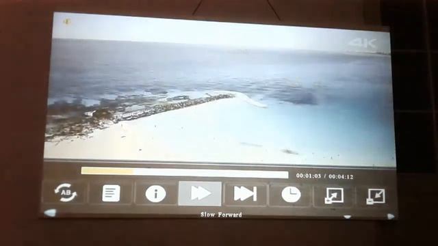 YG600 бюджетный проектор