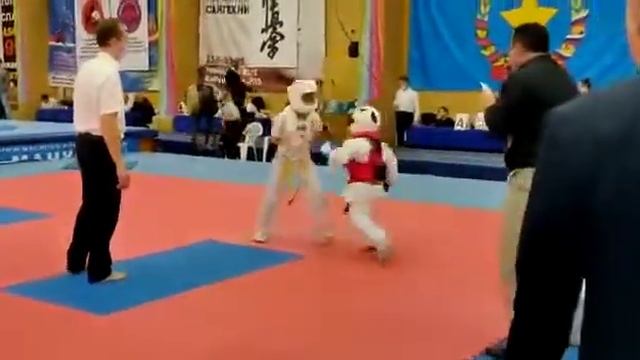 региональный турнир по киокушин среди юношей и девушек, юниоров и юниорок в Краснодаре.