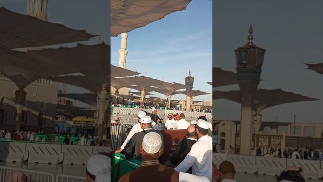 Аль-Масджи́д ан-Набави́ , Мечеть Пророка  в   Медина. Вторая святыня ислама после мечети аль-Харам