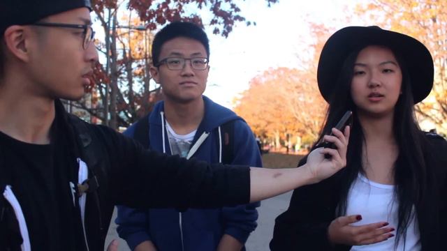 WHAT DO GIRLS REALLY THINK ABOUT DATING BALD GUYS OR BALDING MEN?