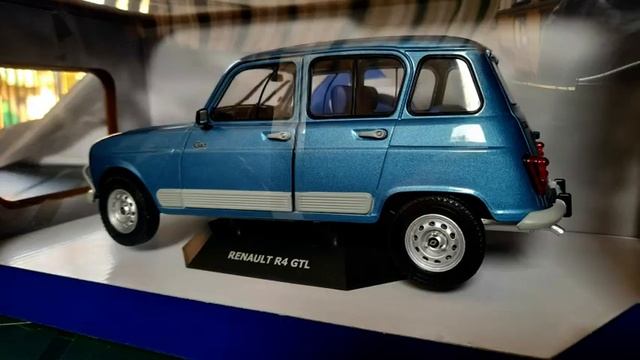 Solido Renault 4 GTL Scala 1/18