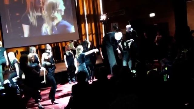 COSMOPOLITAN Blond Me Mpeg 16pe9