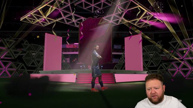 So...I Opened The 94+ SHAPESHIFTER PLAYER PICK And Got...!! FIFA 22 Road To Glory #312