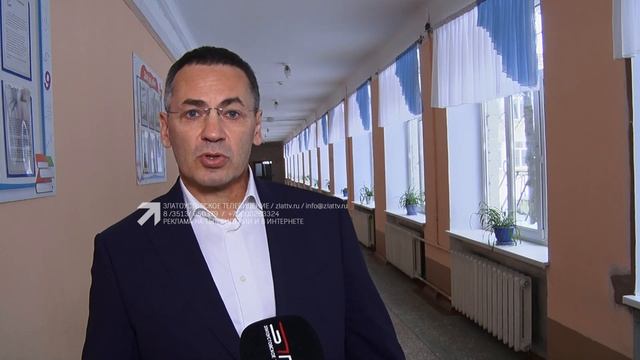 В одной из школ Златоуста заменили 99 оконных проемов