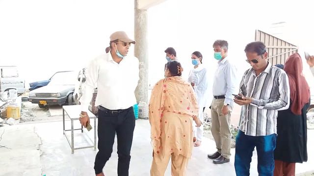MPA Shamim Mumtaz Visit Old House Senior Citizens