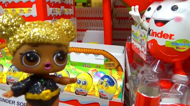 ЛОЛ ХУПС выбирает огромные пластиковые яйца с сюрпризами  Бабушкины Сказки