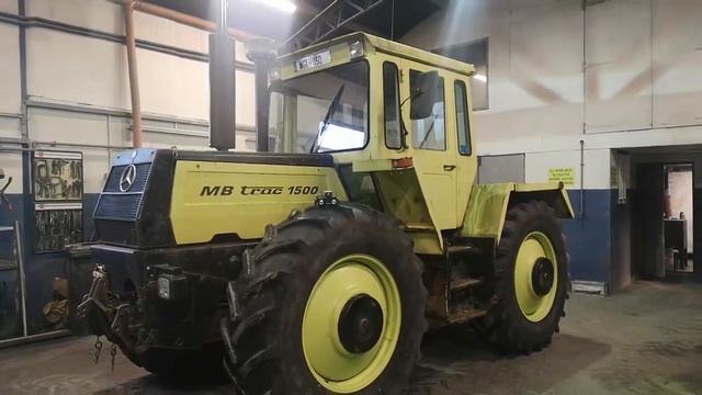 mb trac 1500 in for restoration.. should we paint her black or keep her original.