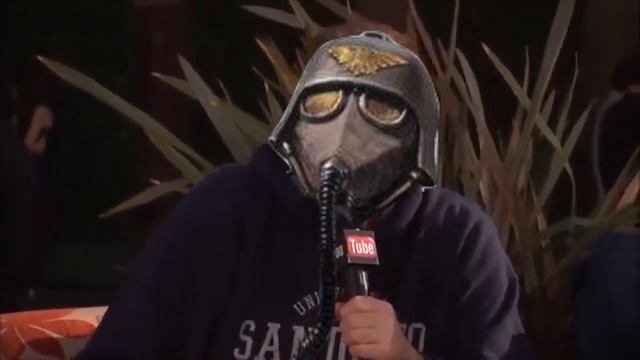 Krieger And Tau Have A Friendly Debate | Warhammer 40K Meme