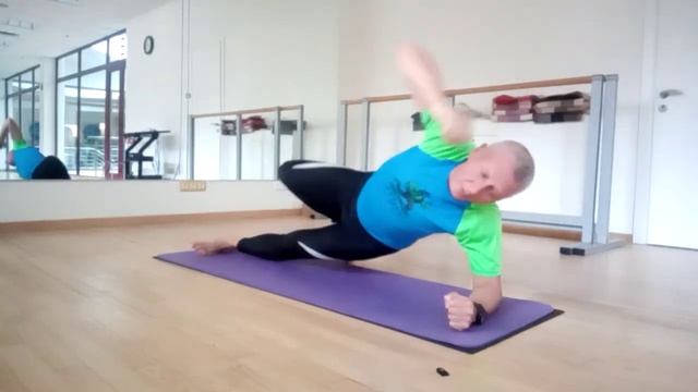 Цикл 1. Боковое вытягивание лёжа