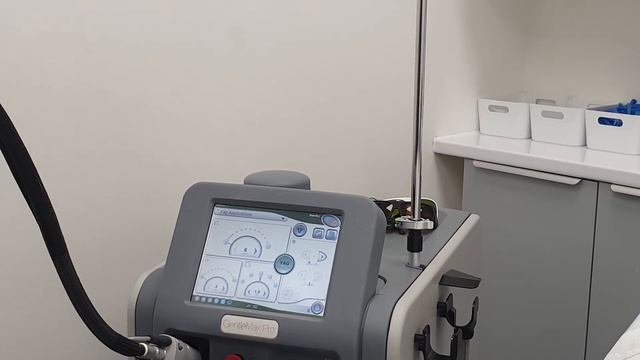 Setting The Parameters For Legs Laser Hair Removal.