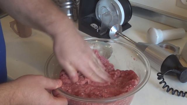 Колбаса Любительская в ветчиннице.