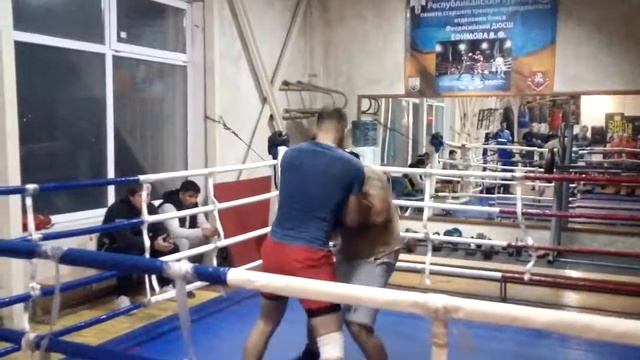 23.09.16 спаринг 2а Джелял и Рома - продолжение