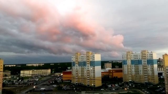 КРАСНЫЕ ОБЛАКА и СУПЕРЛУНИЕ 🌕 СОВЕТУЮ ПОСМОТРЕТЬ ! 26.05.21 редкое природное явление! Иваново РОССИ