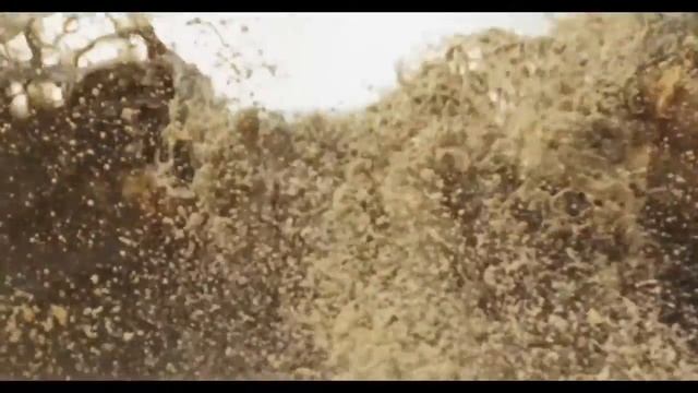 Совместная реклама JCB и Land Rover