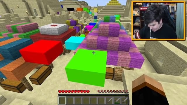 КТО ПОСЛЕДНИЙ CТАРТУЕТ, ТОТ ПРОИГРАЕТ ДЕНЬГИ В НАСТОЛЬНУЮ ИГРУ ВНУТРИ MINECRAFT?!