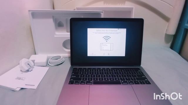 Unboxing Macbook Pro 2020