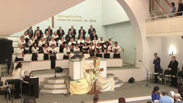 Утреннее богослужение в церкви 