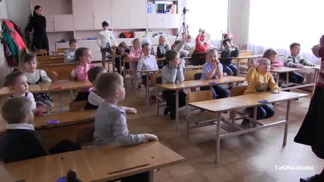 Лутугинская школа №2  День открытых дверей для будущих Первоклассников