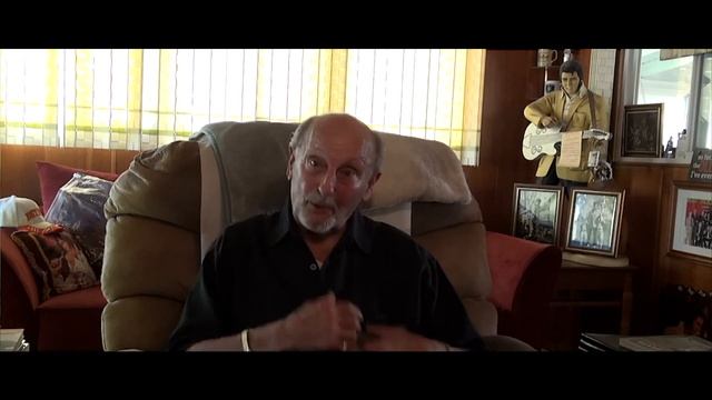 Caught By Elvis Reading His Fan Mail? Plus More! Johnny Lang #ElvisPresley #elvis