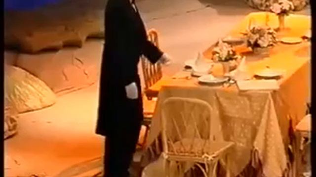 Качели: Волшебный мир