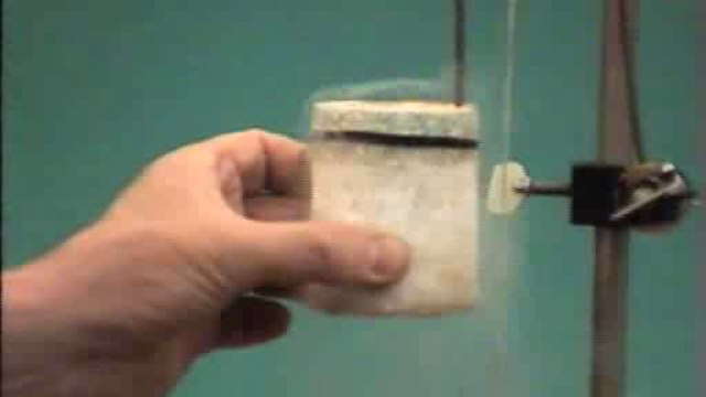 006. Тепловое расширение металла.