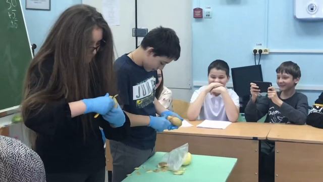 Праздник в школе/school?/МАЛЬЧИКИ VS ДЕВОЧЕК.