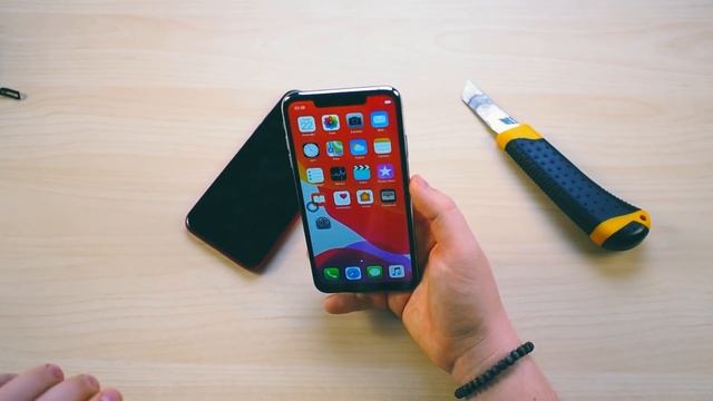 ПРИЕХАЛ IPhone 11 Pro Max за 5 500 РУБЛЕЙ! Так НАГЛО меня ещё не обманывали..