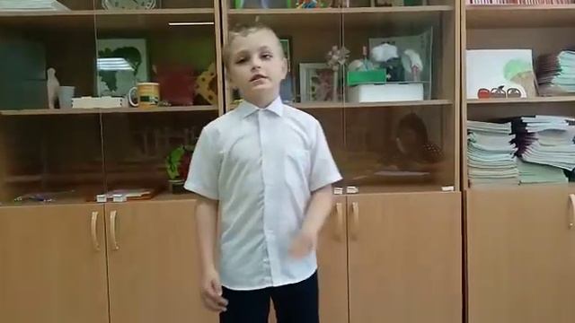 Николаев Павел Ах сколько красок в палитре осенней