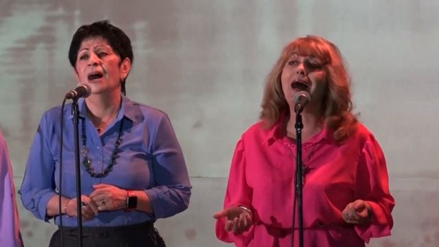 Ансамбль  МЕНОРА - ЗВАТЬ ЛЮБОВЬ НЕ НАДО 