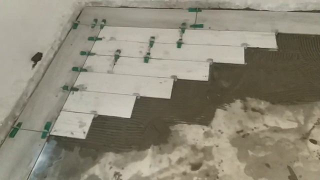 укладка плитки в гараже