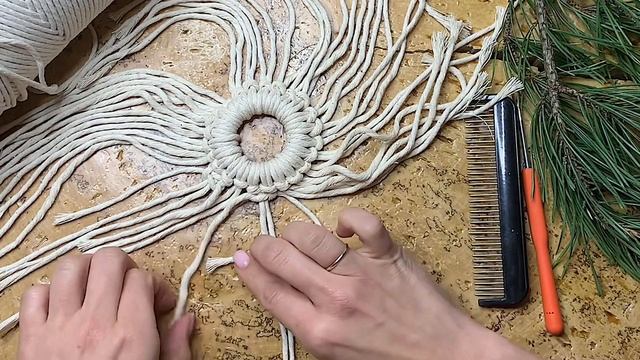 Шестой урок по вязанию крючком и плетению в технике макраме