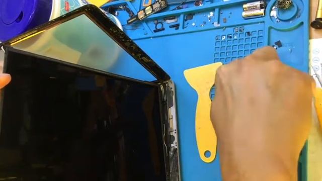 100522 IPad 6th Generation Battery Replacement