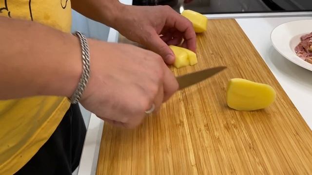 VLOG ГОЛОДНЫЙ как ВОЛК! Готовлю себе суп ! ГОТОВИМСЯ к ПЕРЕЕЗДУ в свой дом ! Батя Лёша