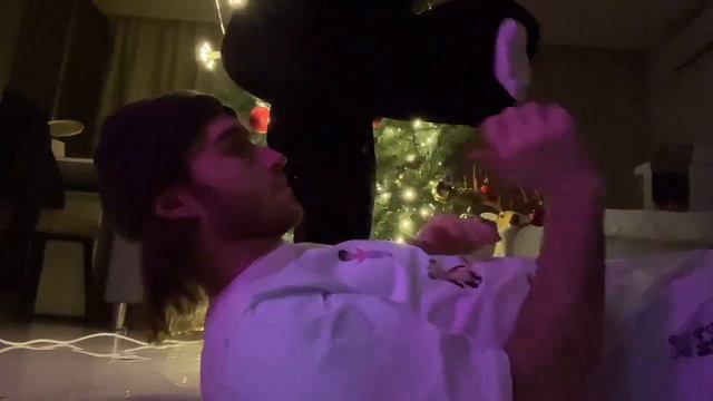 АКУЛИЧ СЕЛА НА ЛИЦО КОРЕША