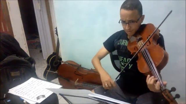 Oque Se Faz Em Uma Madrugada? R= Estuda-se Viola De Arco.