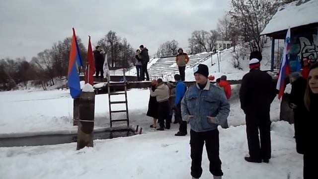 2016 02 23 Серая Натальи и Осман Делибаш 450 м в проруби Долгопрудный